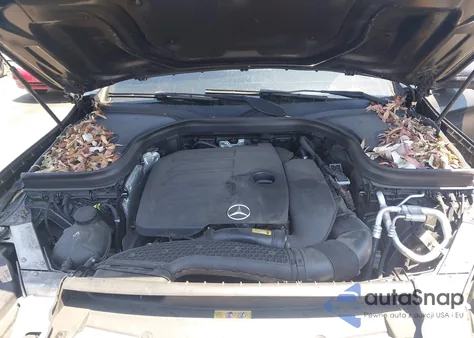 2020 Mercedes-Benz Glc 300 z USA, uszkodzony, nr VIN W1N0G8DB5LF863876